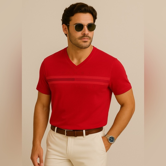 Tommy Hilfiger Classic Red Tee - Picture 1 of 4